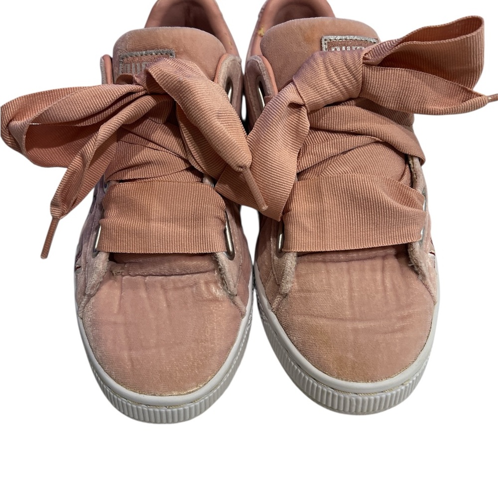 Puma Basket Heart Hyper Embroidery women's shoes size 7 - Picture 4 of 13